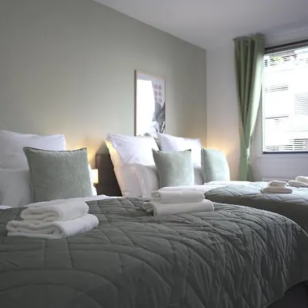 Apartment Comfortable 3 I 81 M2 I L Self-check-in I Wifi & Netflix *