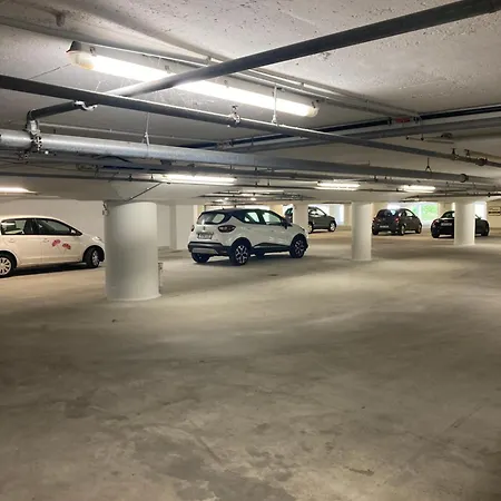 Apartment Comfortable 3 I 81 M2 I L Self-check-in I Wifi & Netflix *